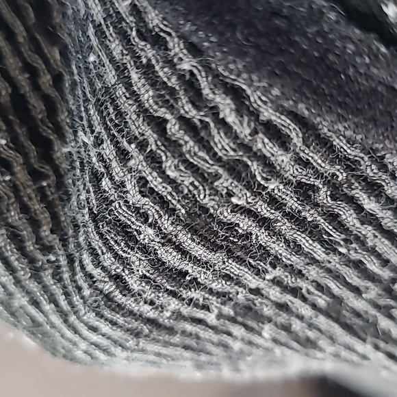 Max Studio B&W Print Shirt - Picture 10 of 10